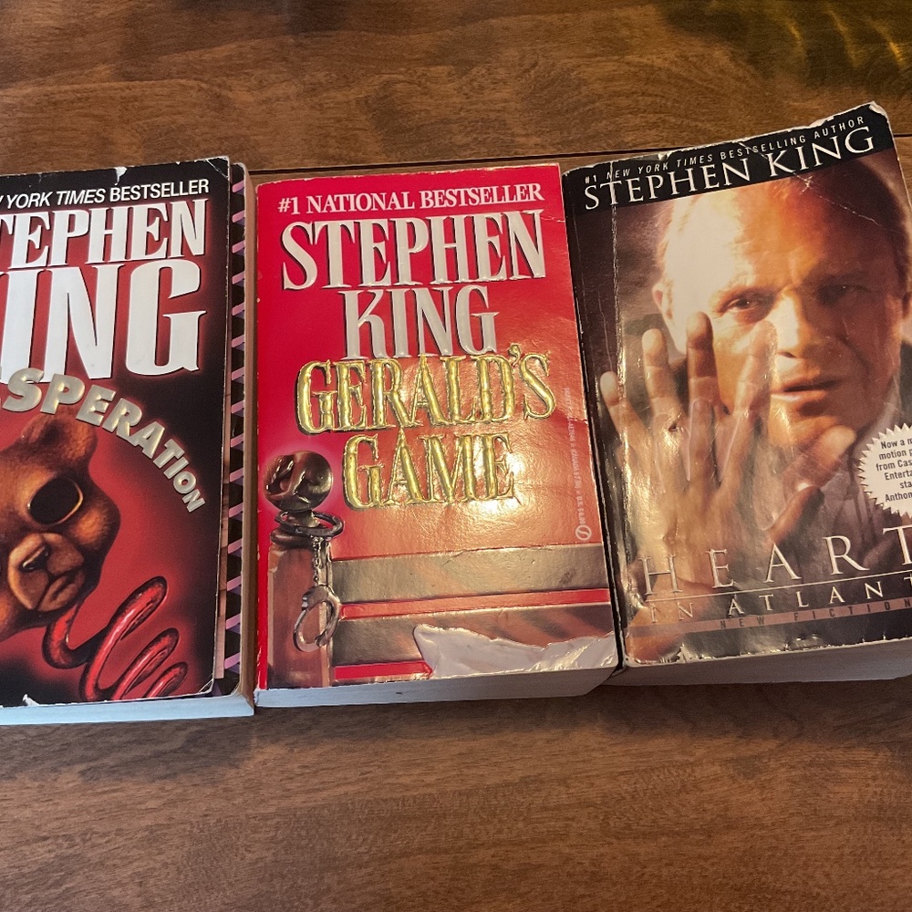 Stephen King Bundle of Three Paperbacks